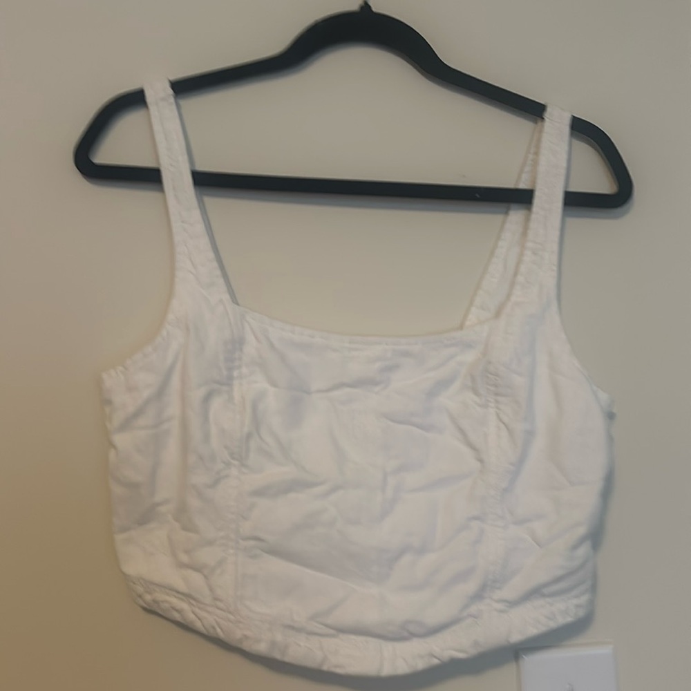 NWOT Pilcro (Anthropologie brand) white crop top, size medium